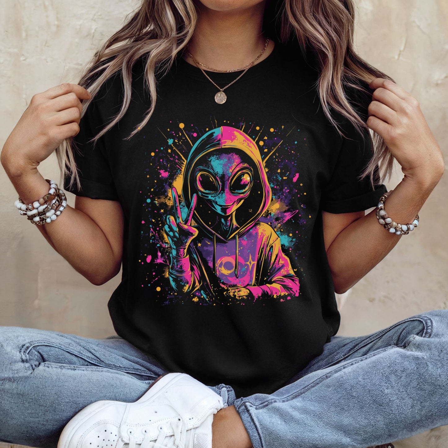 Peace Out, Earthlings T-Shirt